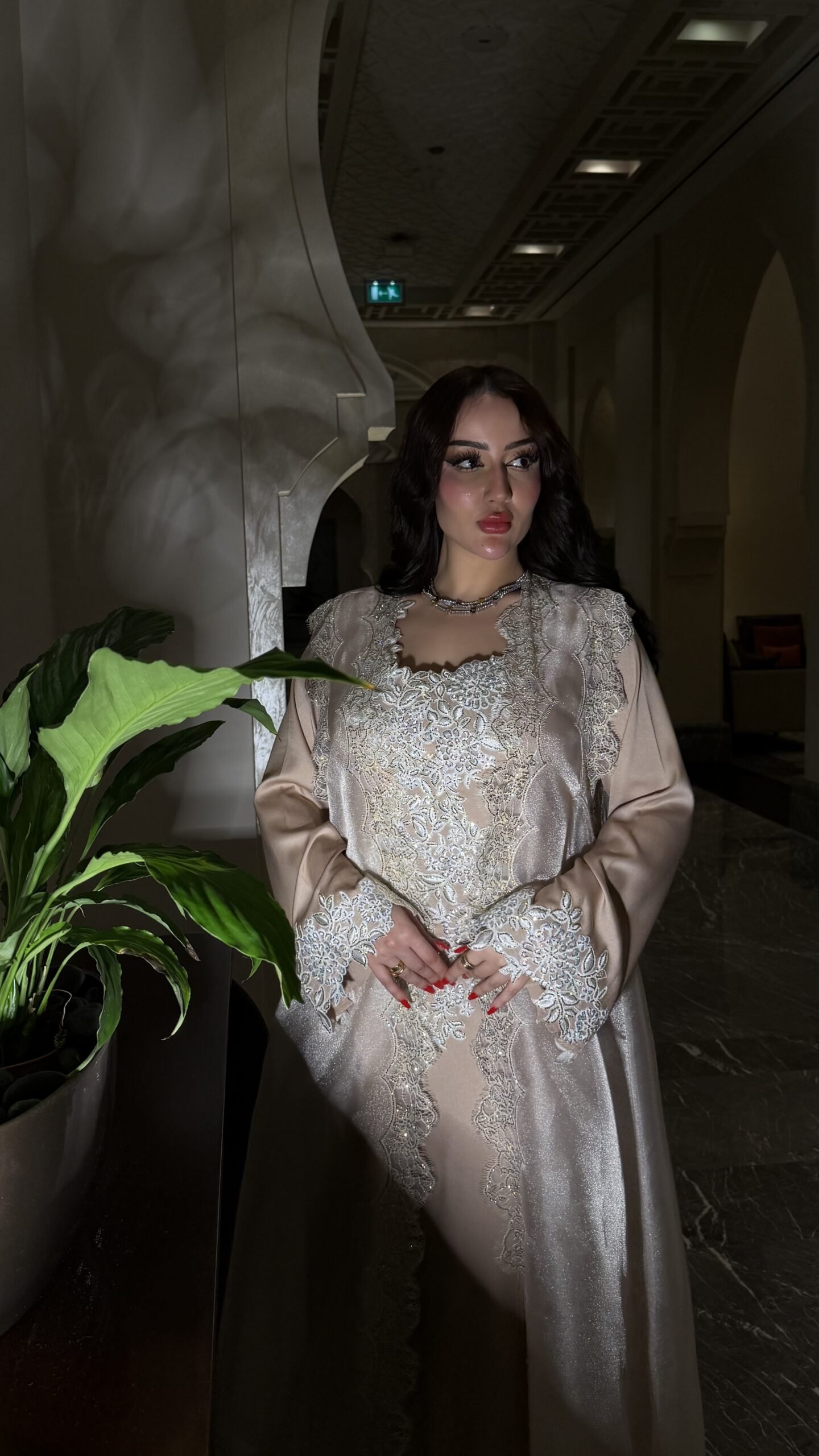 Queena - الصورة 3