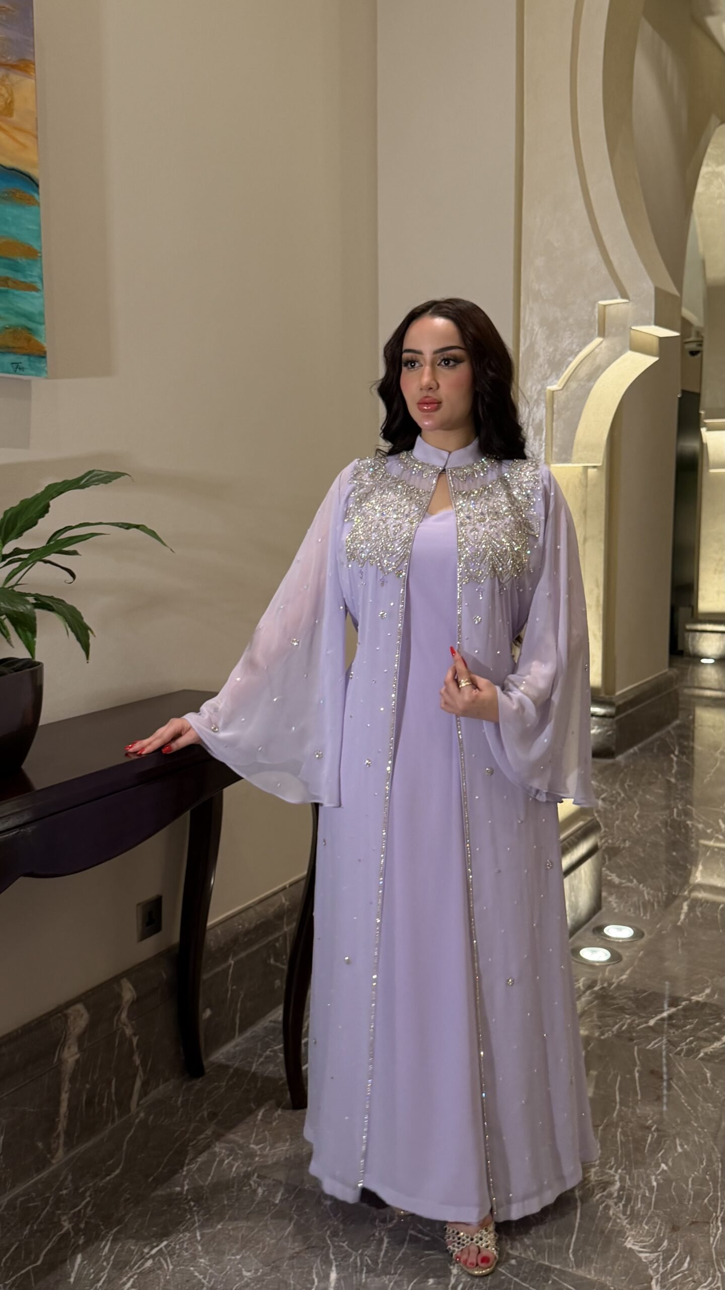 Queena - الصورة 4