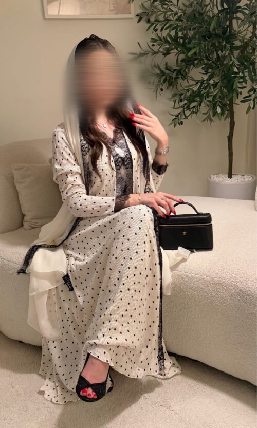 Dots abaya